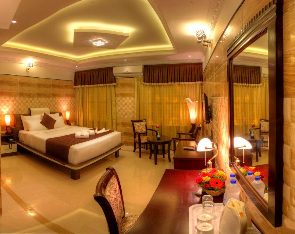 Jal Mahal Resort And Spa Maisúr Pokoj fotografie